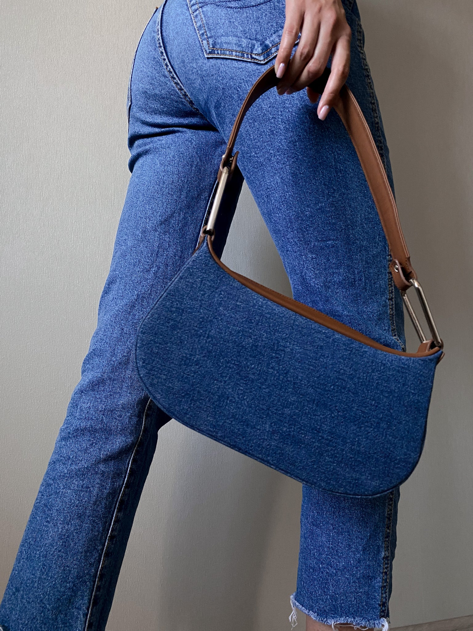 Snaked Saddle Bag Upcycling Collection with Camel Leather